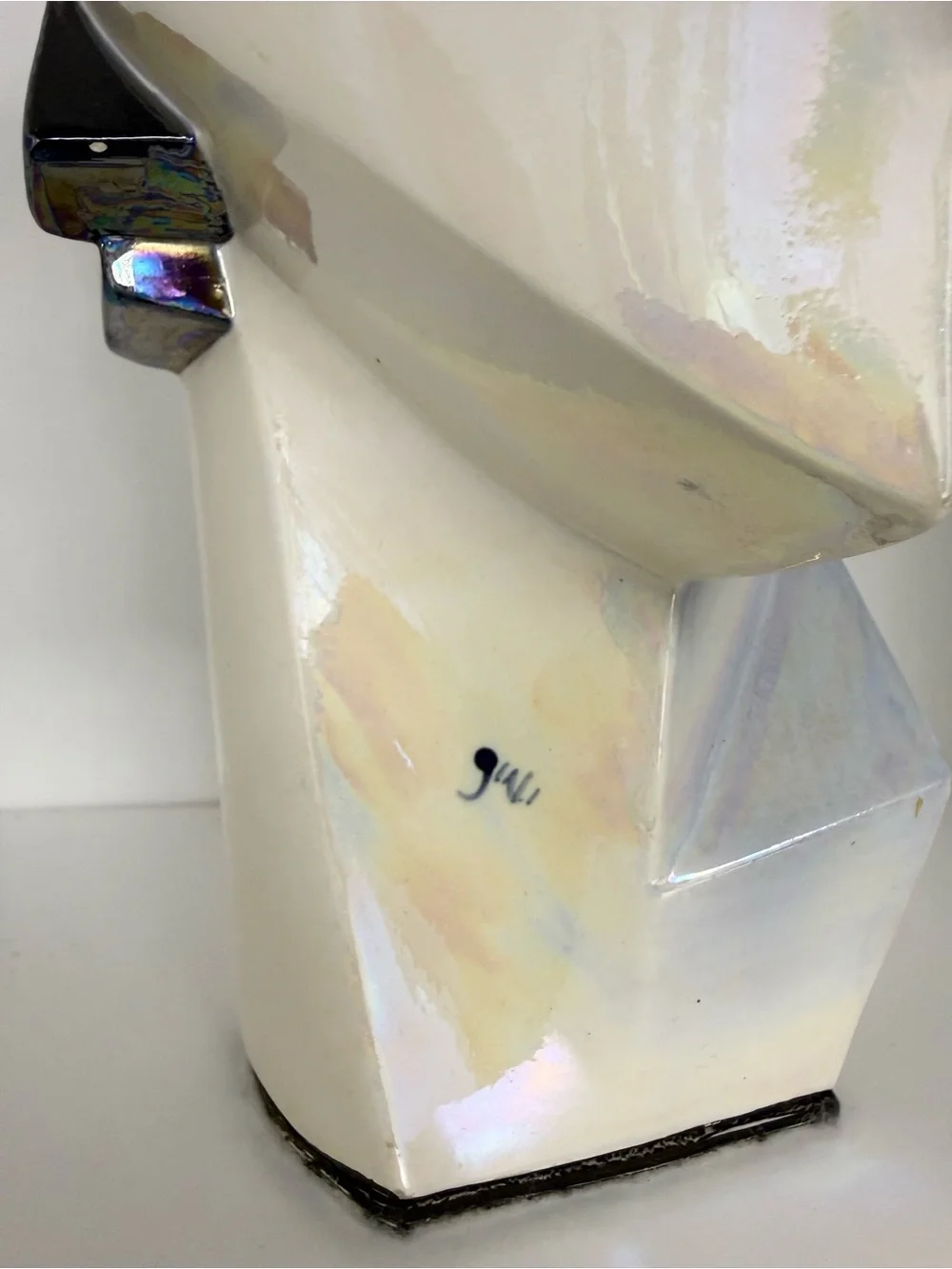 Lindsey Balkweill iridescent white